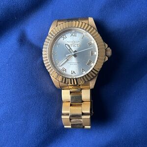 Invicta gold watch for small wrist